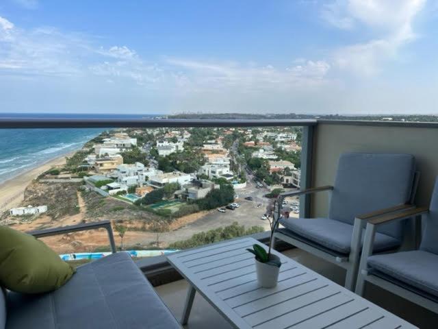 Luxury Sea View Apartment Herzelia Exterior foto